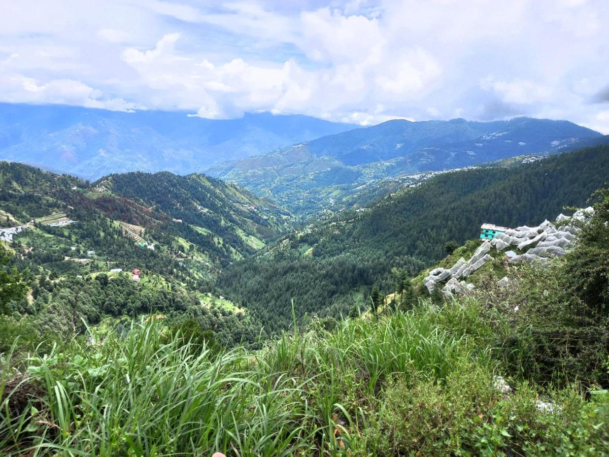 Humble Holiday Inn Kufri Simla Esterno foto