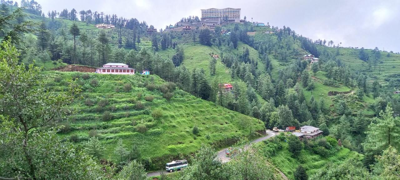 Humble Holiday Inn Kufri Simla Esterno foto